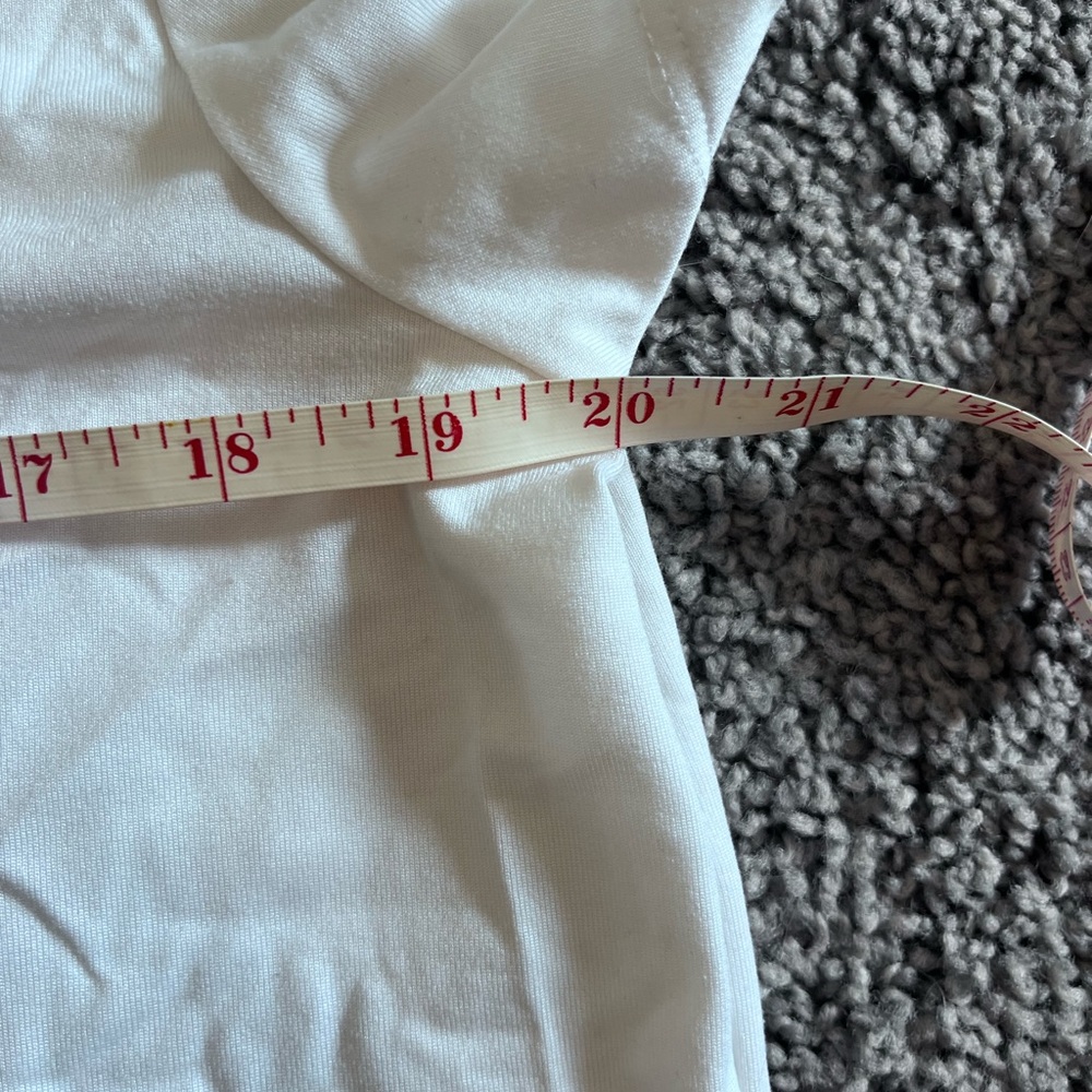 Tee - Picture 3 of 4